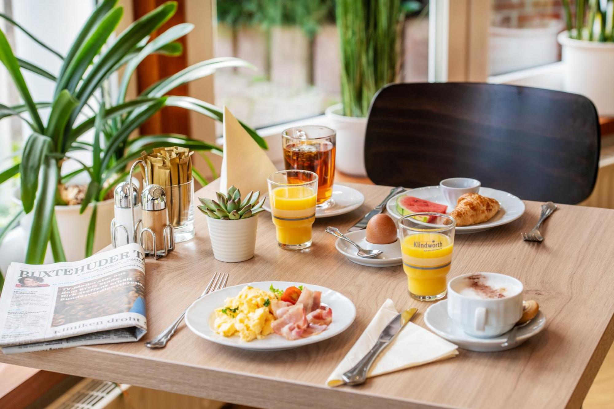 Landhotel Zur Eiche Buxtehude Buitenkant foto