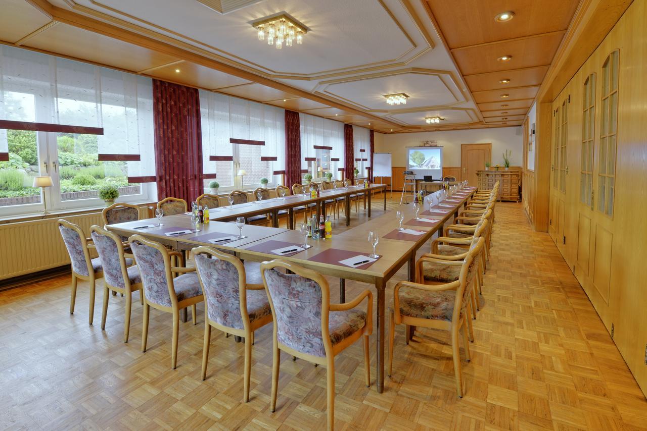 Landhotel Zur Eiche Buxtehude Buitenkant foto