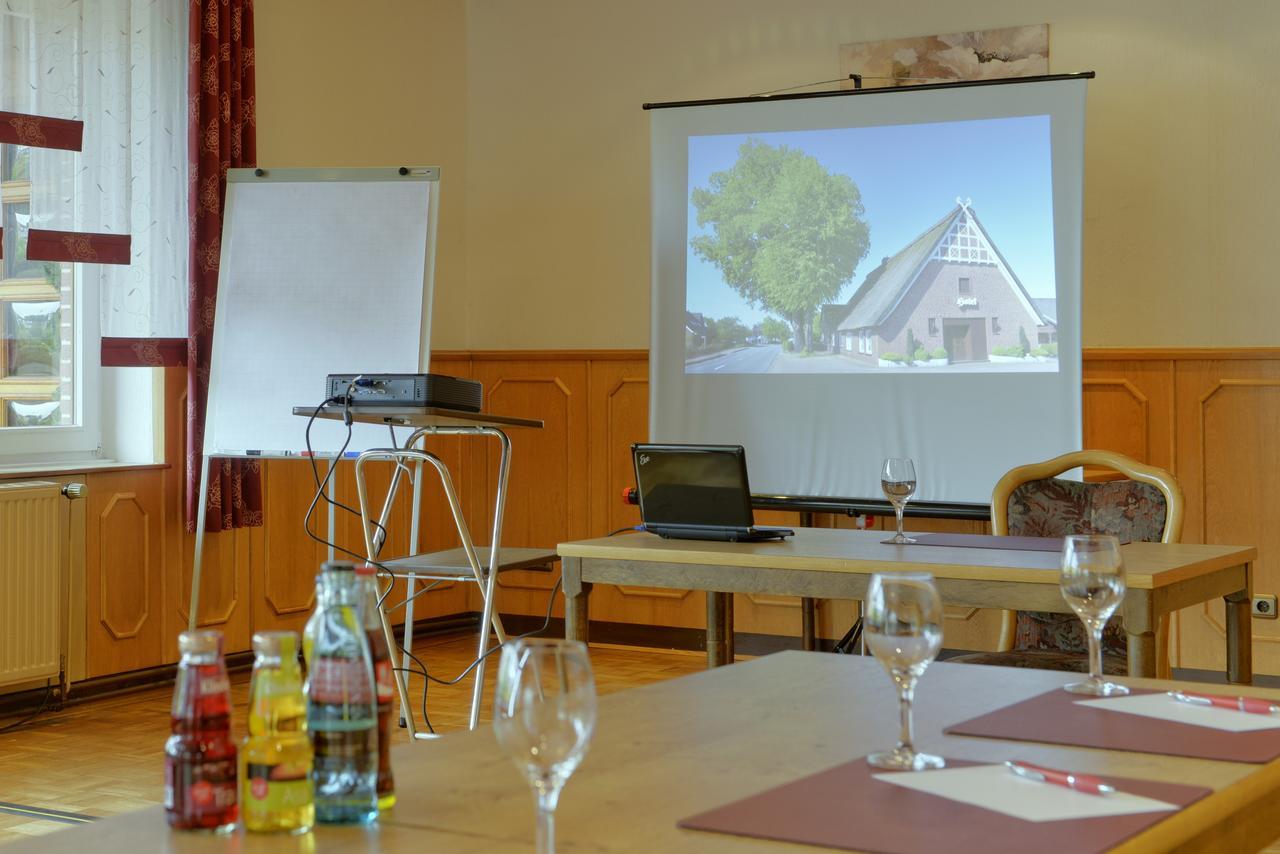 Landhotel Zur Eiche Buxtehude Buitenkant foto